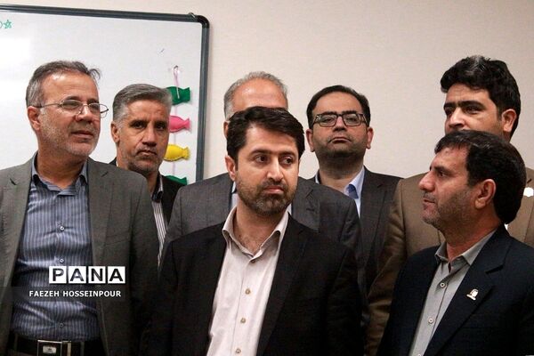 آیین افتتاح هنرستان خیری دکتر سعادت بهارستان‌دو