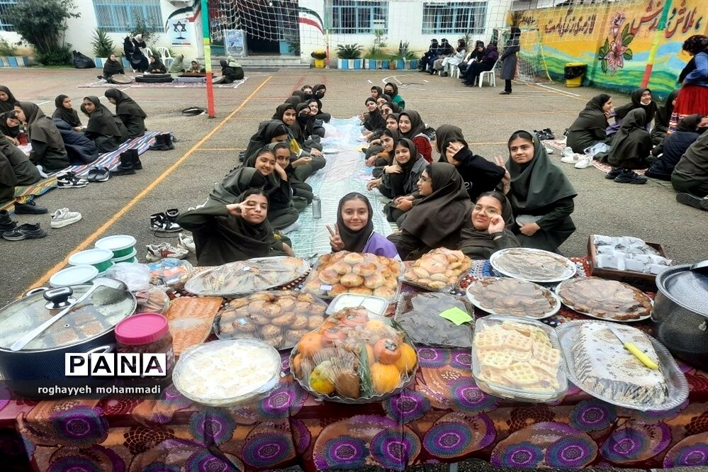 جشن هفته ملی مازندران در دبیرستان فرهنگیان بهشهر