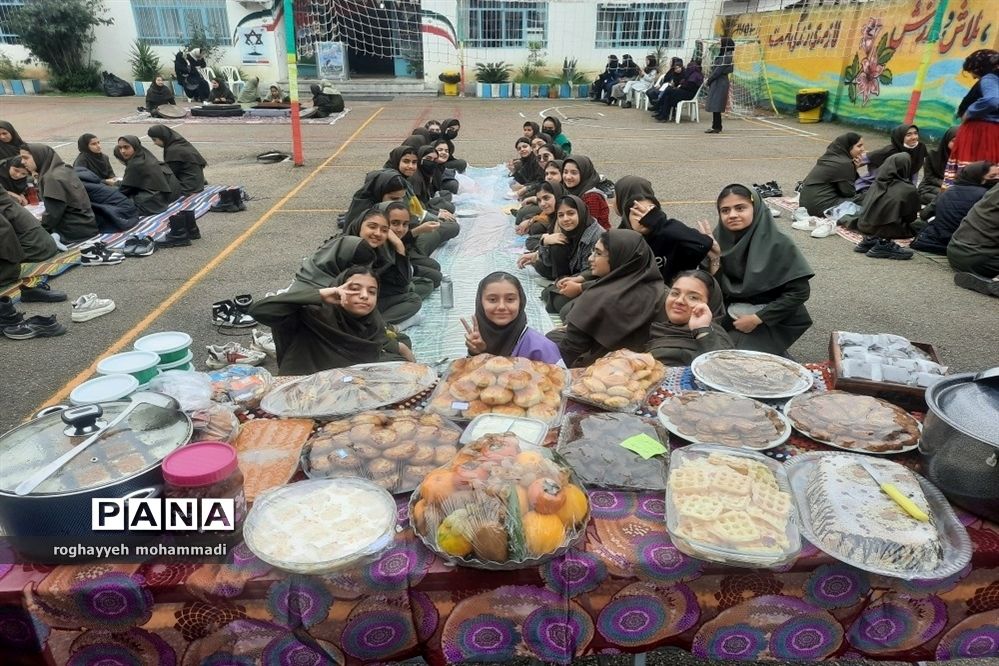 جشن هفته ملی مازندران در دبیرستان فرهنگیان بهشهر