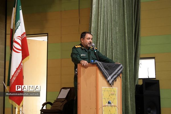 یادواره شهدای دانش‌آموز و فرهنگی در دلیجان