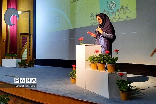 مرحله اول استانی مسابقه قصه‌گویی شهرستان‌های استان تهران