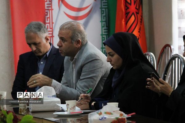 بازدید از مدارس ایمن در برابر زلزله