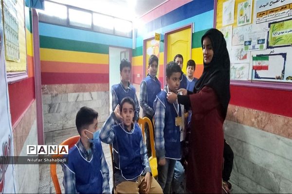 افتتاحیه سفیران سلامت در دبستان غیردولتی نیکان ملارد