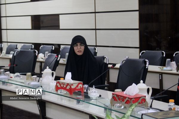 جلسه شورای امربه معروف و نهی از منکر اداره‌کل آموزش و پرورش استان بوشهر