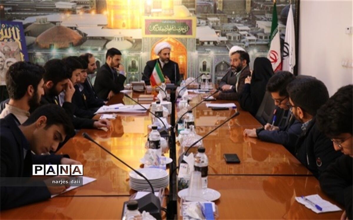 لازمه پیش‌روی و موفقیت در برنامه‌های دانش‌آموزی، استفاده از نظر دانش‌آموزان است