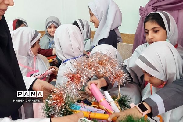 برگزاری انتخابات سفیران سلامت در دبستان دخترانه برکت و تلاش شهرستان‌پردیس