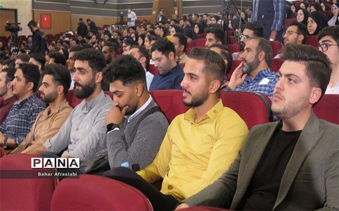 معلمان از معلم‌بودن می‌گویند؛ عشق است و افتخار
