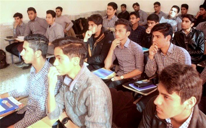 همراهی مدارس و دانشگاه در آموزش تامین مالی و سرمایه گذاری در اقتصاد