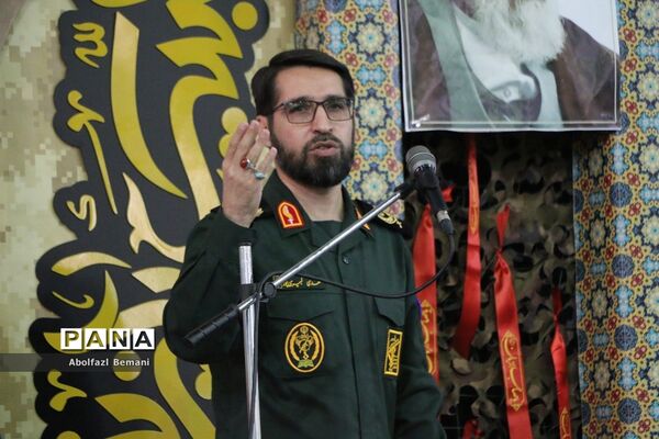یادواره 77 دانش‌آموز شهید دبیرستان ماندگار شیخ صدوق قم-1