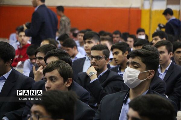 یادواره 77 دانش‌آموز شهید دبیرستان ماندگار شیخ صدوق قم-1