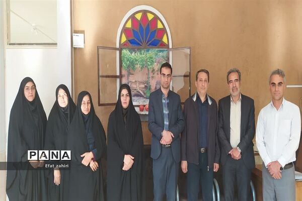 بازدید از پژوهش‌سرای شهید حجتی نجف‌آبادو برگزاری اولین جلسه مدیران سرقطب پژوهش‌سراهای استان در شهرستان نجف‌آباد