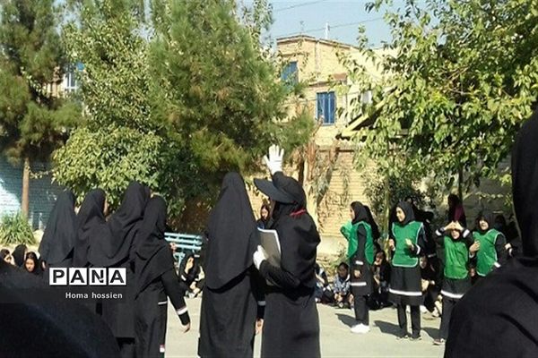 برگزاری المپیاد درون مدرسه‌ای در قرچک