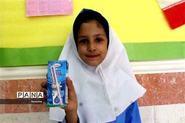 آغاز توزیع شیر در مدارس خراسان جنوبی