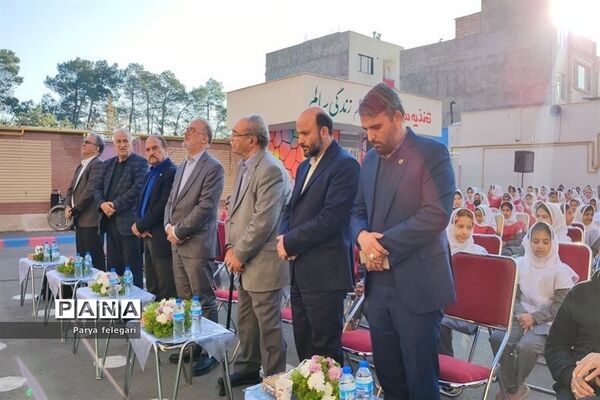 آیین افتتاح و بهره‌برداری دو دبستان در شهرستان قرچک
