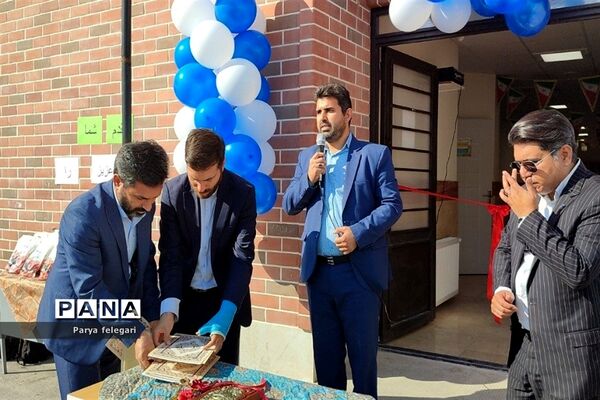 آیین افتتاح و بهره‌برداری دو دبستان در شهرستان قرچک