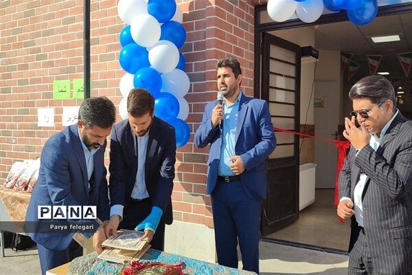 آیین افتتاح و بهره‌برداری دو دبستان در شهرستان قرچک