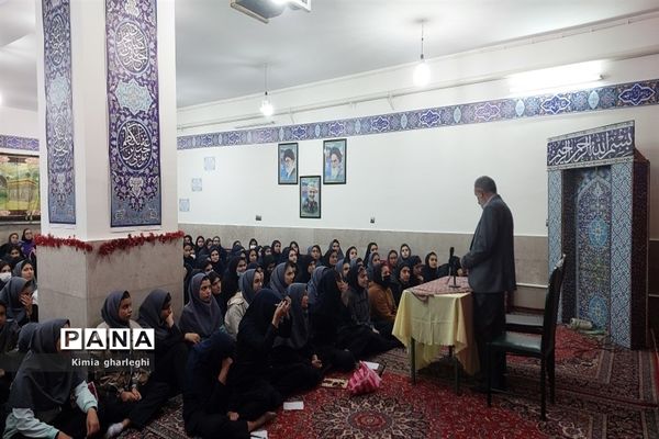 برگزاری کارگاه مشاوره «رمز موفقیت در کنکور» در دبیرستان نمونه ارشاد