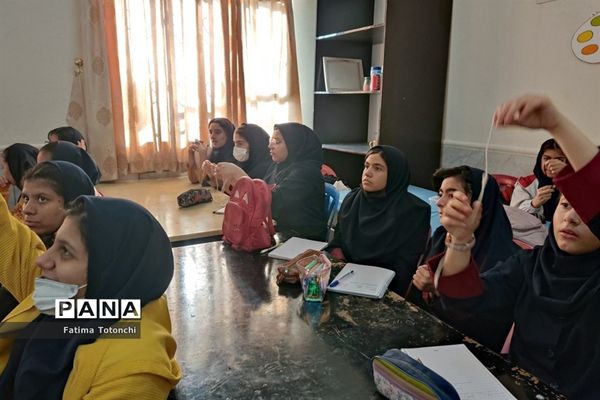 آغاز دوره آموزش مهارت های تشکیلاتی ویژه دانش‌آموزان پیشتاز ناحیه 3 شیراز