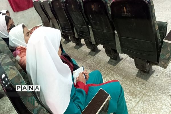 گردهمایی آموزشی دانش‌آموز خبرنگاران شهرستان فریدن