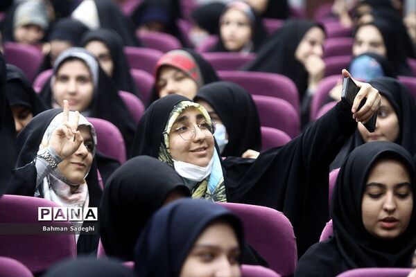 همایش دانشجو معلمان ورودی ۱۴۰۲ دانشگاه فرهنگیان