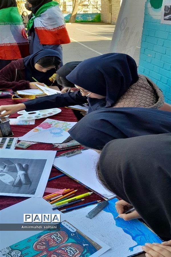 مانور مبارزه با اعتیاد