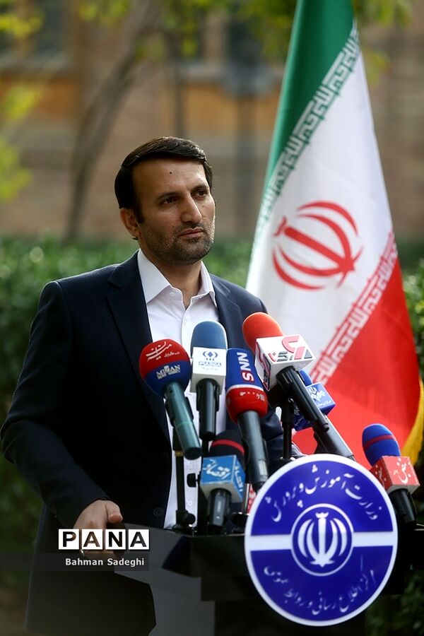 نشست خبری سخنگوی وزارت آموزش و پرورش