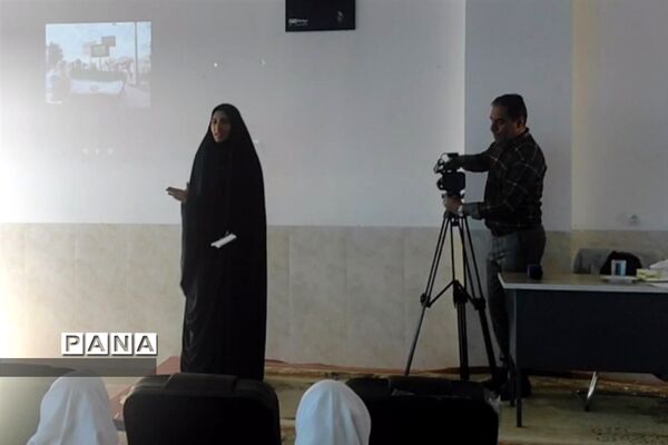اولین جلسه توانمند‌سازی دانش‌آموز خبرنگاران پانا در منطقه امامزاده بادرود