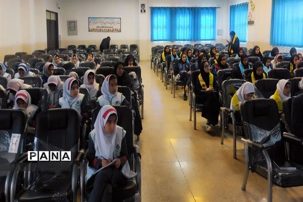 اولین جلسه توانمند‌سازی دانش‌آموز خبرنگاران پانا در منطقه امامزاده بادرود