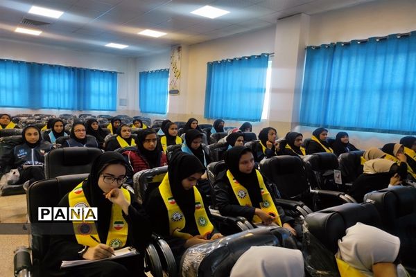 اولین جلسه توانمند‌سازی دانش‌آموز خبرنگاران پانا در منطقه امامزاده بادرود