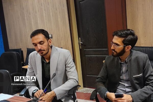 برگزاری کارگاه کمال‌گرایی با شعار از کمال‌گرایی تا پیشرفت‌گرایی ویژه مشاوران بهارستان دو