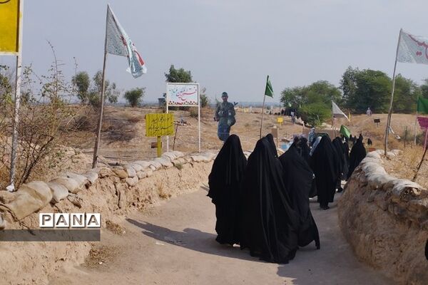 بازدید دانش‌آموزان ناحیه دو ری از مناطق جنگی