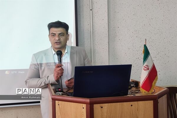 گردهمایی فارغ‌ التحصیلان و اساتید هنرستان ماندگار نمونه دولتی طالقانی