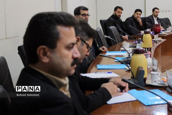 جلسه توجیهی برنامه‌های سازمان دانش‌آموزی در ارومیه