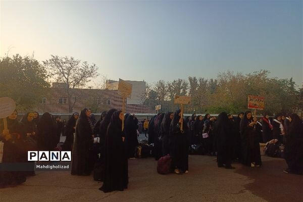 اعزام بیش از ۴۰۰ دانش‌آموز دختر مدارس منطقه ۱۶ به راهیان نور