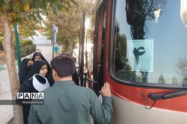 اعزام بیش از ۴۰۰ دانش‌آموز دختر مدارس منطقه ۱۶ به راهیان نور