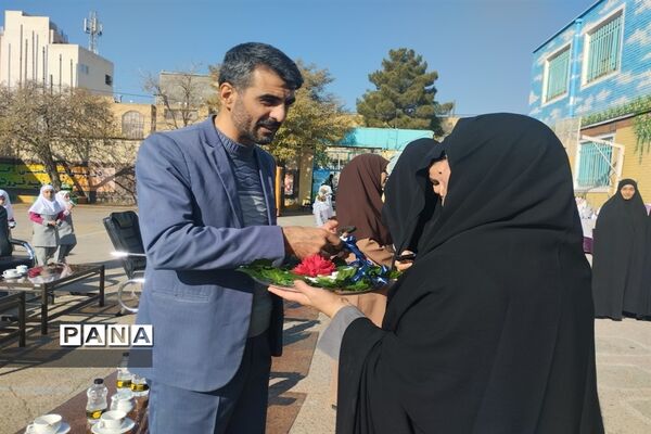 آیین توزیع شیر در مدارس دولتی خراسان رضوی