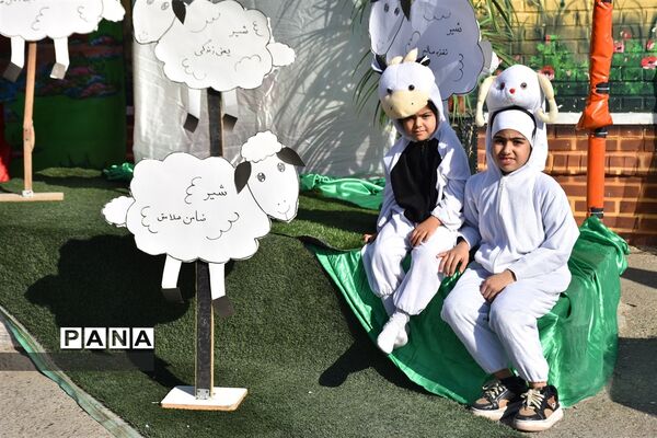 آیین توزیع شیر در مدارس دولتی خراسان رضوی