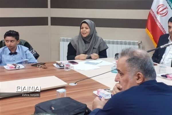 نشست آموزشی تاثیر قصه‌گویی بر پرورش کودک کتابخوان