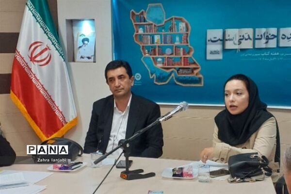 نشست آموزشی تاثیر قصه‌گویی بر پرورش کودک کتابخوان