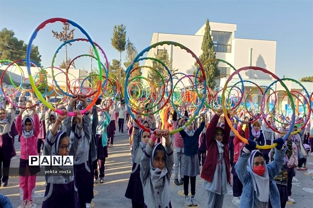 صبحگاه با نشاط دانش‌آموزان آموزشگاه حاج رحیم خالصی