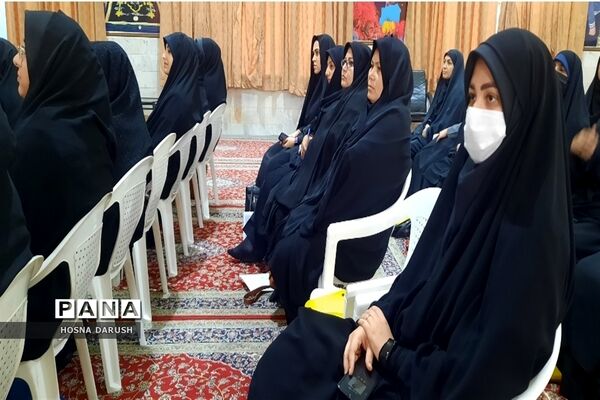 مراسم دوره  ارتقاء کارشناس و کارشناس مسئولان مشاوره و مراقبت در برابر آسیب‌های اجتماعی