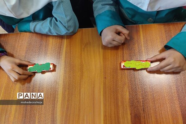 آیین چهارشنبه‌های امام رضایی در دبستان صدیقه‌کبری شهرستان فیروزکوه