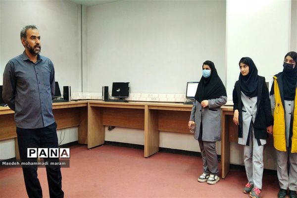 به مناسبت هفته کتاب و کتابخوانی