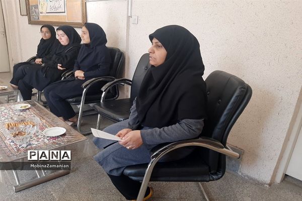 اولین جلسه شورای دانش‌آموزی دبیرستان شاهد شهید حمامی