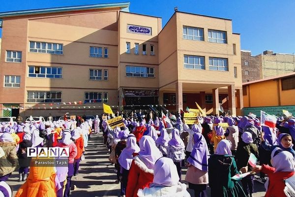 مراسم حمایت از کودکان غزه در دبستان نیایش روستای اورین شهرستان بهارستان دو