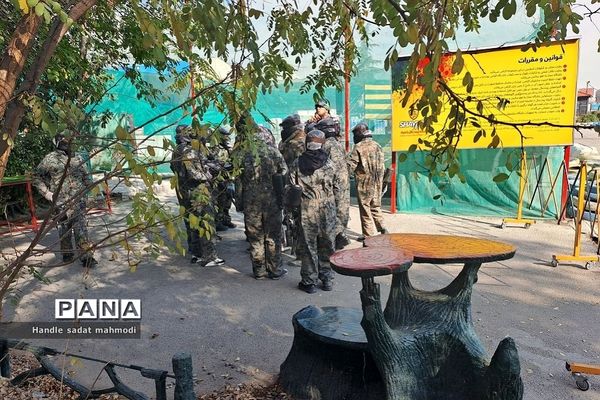 اردوی دانش‌آموزان مدرسه نوین آفرین رودهن در مجموعه پینت ‌بال ورزشگاه آزادی تهران