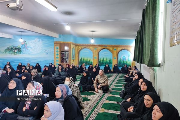 برگزاری جلسه آموزش بهداشت روان خانواده