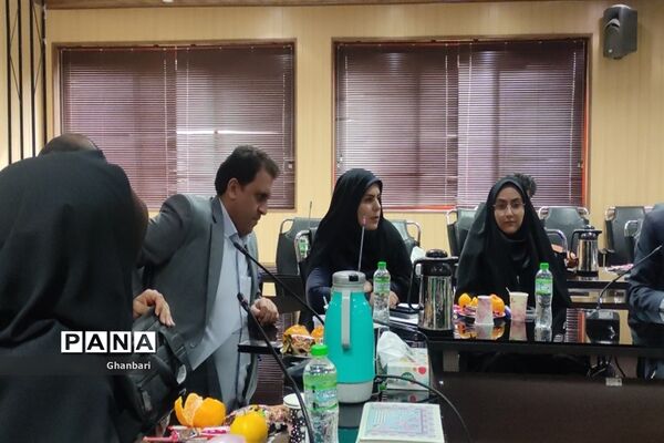 گردهمایی مدیران پژوهش سراهای دانش‌آموزی استان اصفهان