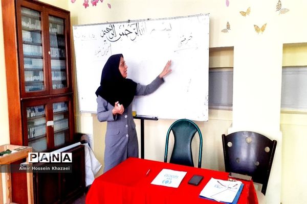 دومین کارگاه آموزش خبرنویسی ویژه دانش‌آموز خبرنگاران پسر در ملارد