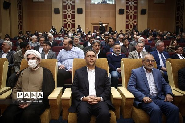 افتتاحیه نمایشگاه عمومی یاریگران زندگی